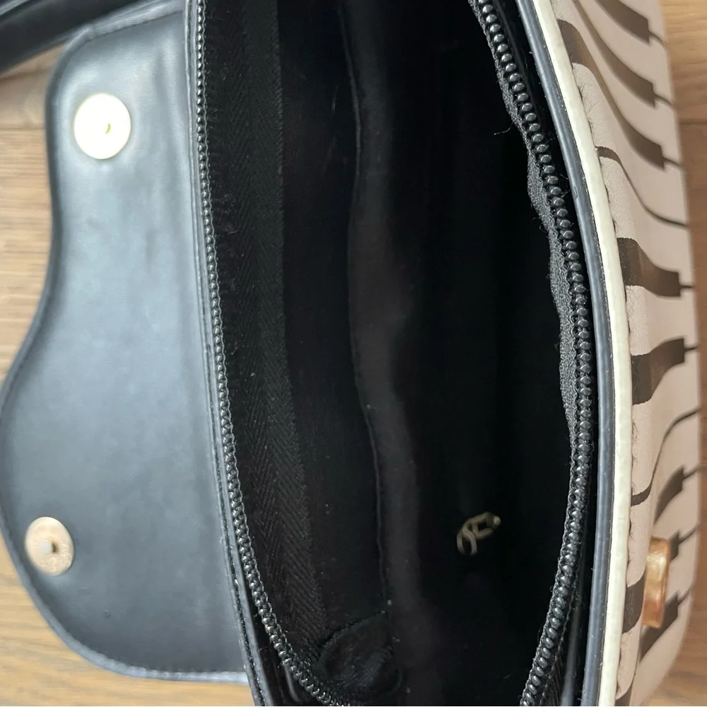 Girls’ Piano Music Notes Black and White Handbag - Picture 2 of 5